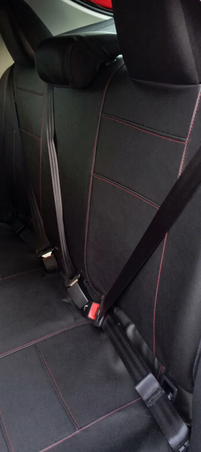 Funda VW Tera Cuero Automotor Acolchado 3mm color Negro